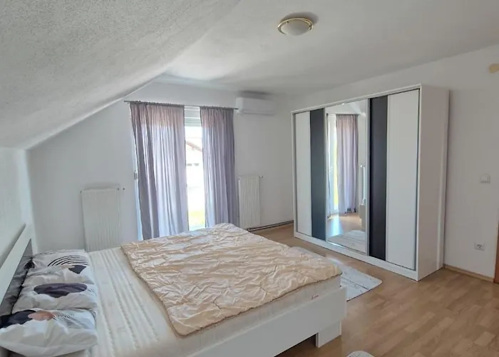 Wildlight Holiday home